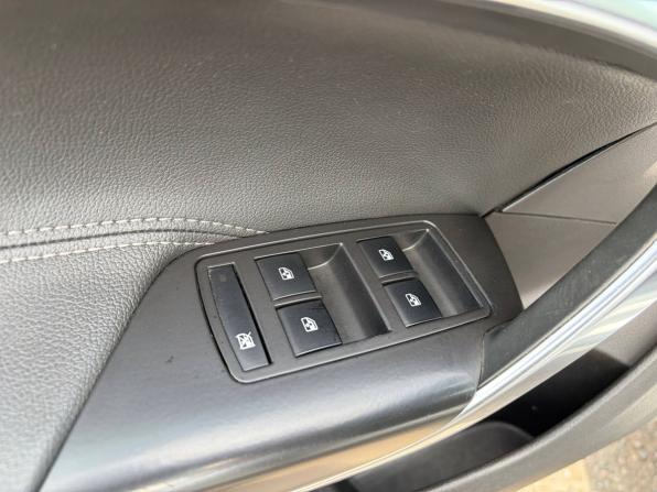Opel Insignia I с пробегом 2011 года, цена 650 000 рублей, 182000 км, седан, Автокод Объявления