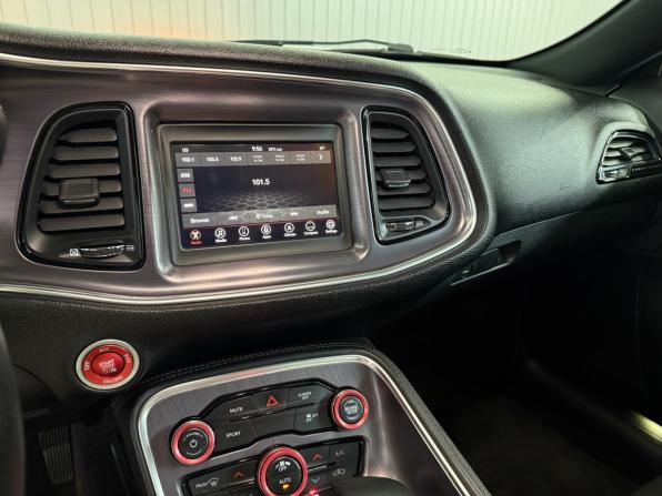 Dodge Challenger III Рестайлинг 2 с пробегом 2017 года, цена 2 797 000 рублей, 187000 км, купе, Автокод Объявления