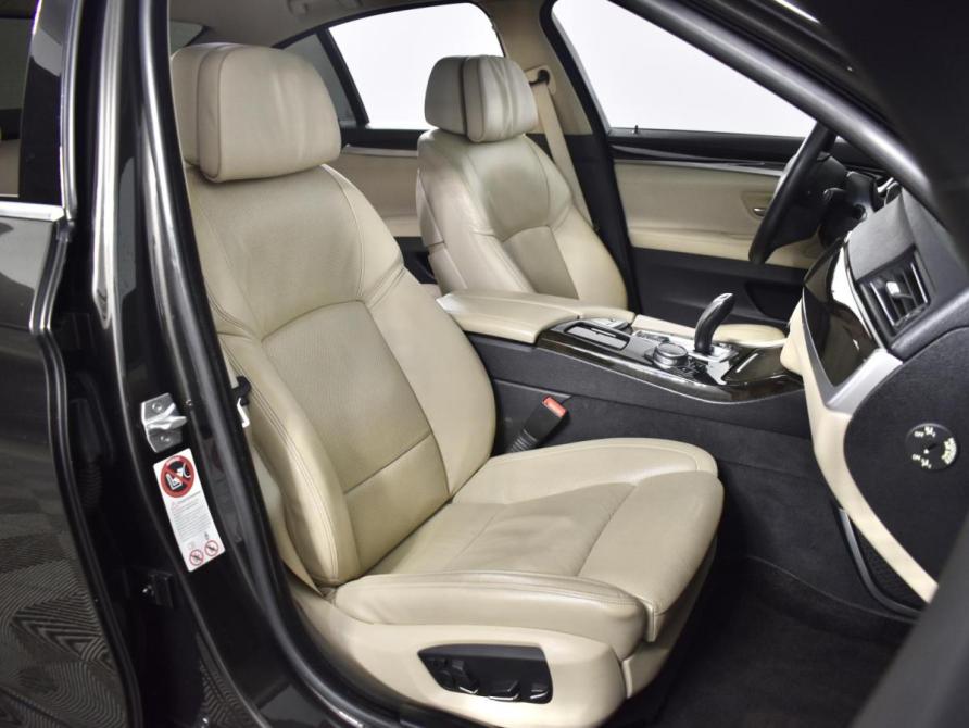 BMW 5 серии VI (F10/F11/F07) Рестайлинг Казань  - изображение 8
