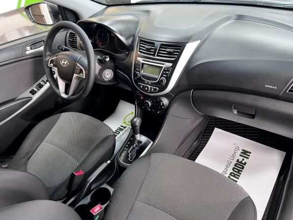 Hyundai Solaris I с пробегом 2013 года, цена 925 000 рублей, 116291 км, седан, Автокод Объявления