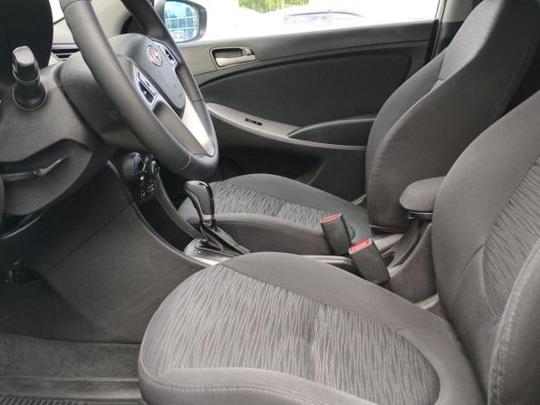 Hyundai Solaris I Рестайлинг с пробегом 2015 года, цена 950 000 рублей, 163941 км, седан, Автокод Объявления