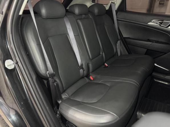 Kia Sportage V с пробегом 2022 года, цена 3 050 000 рублей, 45670 км, внедорожник, Автокод Объявления