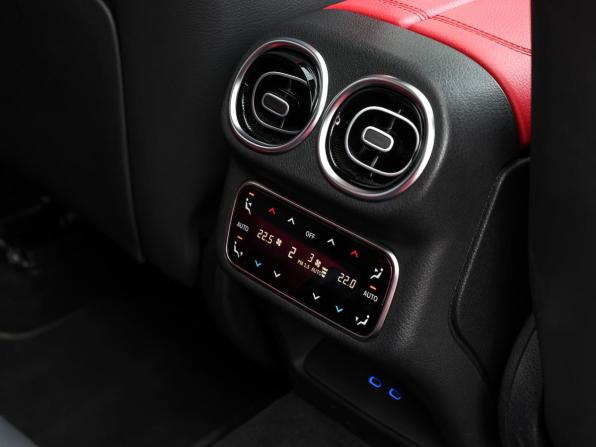 Mercedes-Benz GLC II (X254) с пробегом 2024 года, цена 7 298 000 рублей, 49000 км, внедорожник, Автокод Объявления