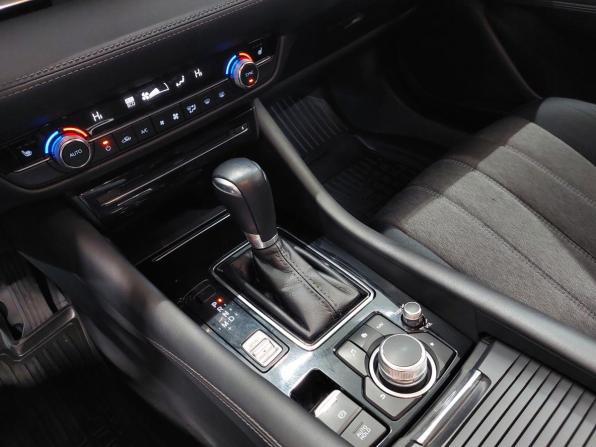 Mazda 6 III (GJ) Рестайлинг 2 с пробегом 2020 года, цена 2 350 000 рублей, 130721 км, седан, Автокод Объявления
