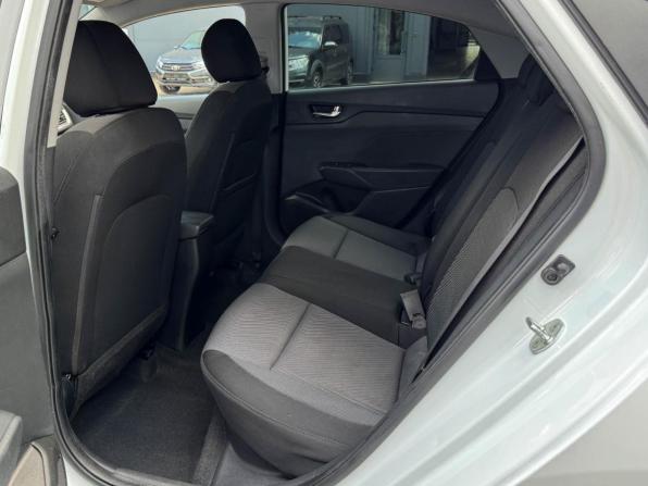 Hyundai Solaris II с пробегом 2019 года, цена 1 499 000 рублей, 123249 км, седан, Автокод Объявления
