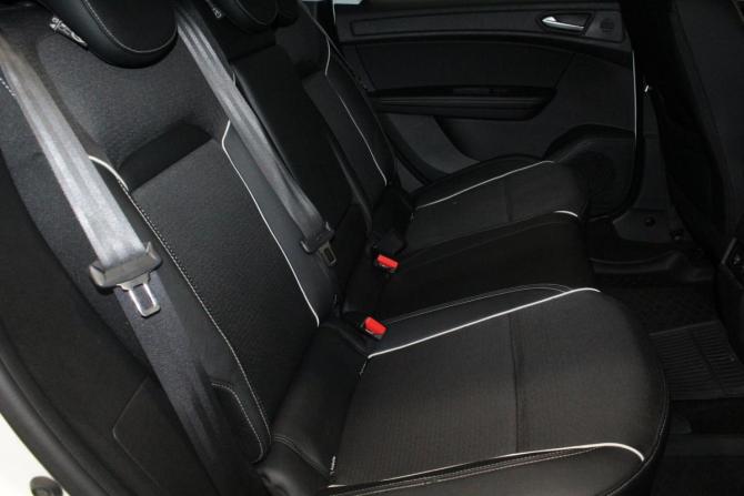 Renault Arkana I с пробегом 2019 года, цена 1 429 000 рублей, 136479 км, внедорожник, Автокод Объявления