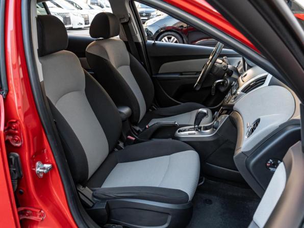 Chevrolet Cruze I Рестайлинг с пробегом 2014 года, цена 798 000 рублей, 136413 км, хэтчбек, Автокод Объявления