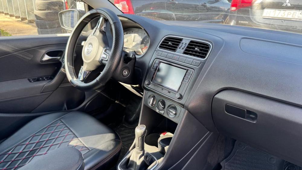 Volkswagen Polo V Киров  - изображение 3
