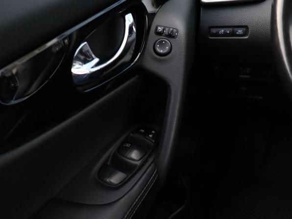 Nissan Qashqai II с пробегом 2018 года, цена 1 637 000 рублей, 112000 км, внедорожник, Автокод Объявления
