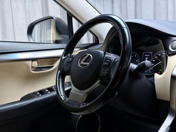Lexus NX I Рестайлинг с пробегом 2017 года, цена 3 399 000 рублей, 80329 км, внедорожник, Автокод Объявления