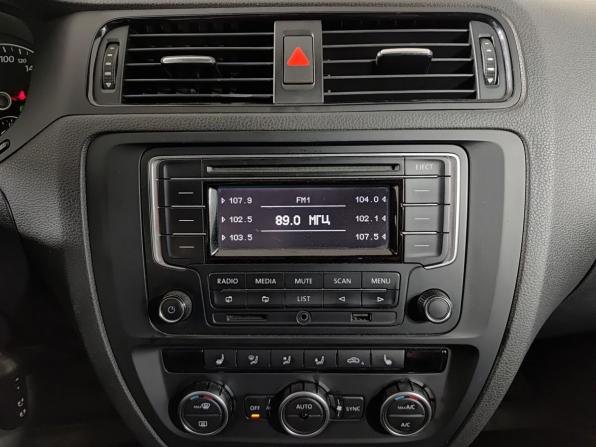 Volkswagen Jetta VI с пробегом 2013 года, цена 945 000 рублей, 247058 км, седан, Автокод Объявления