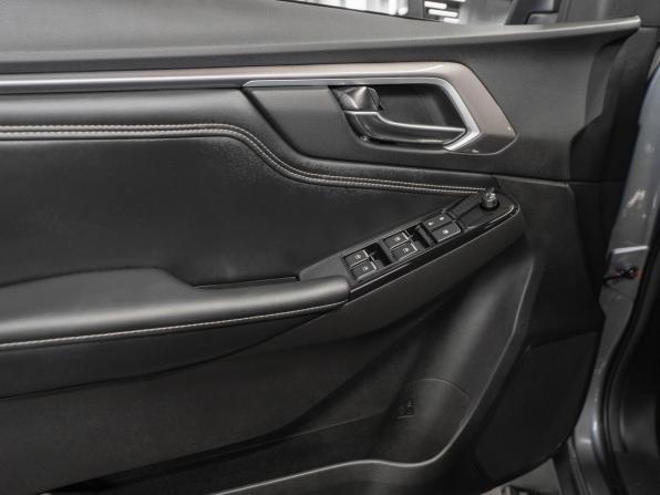 Isuzu D-Max III с пробегом 2025 года, цена 5 050 000 рублей, 158 км, пикап, Автокод Объявления