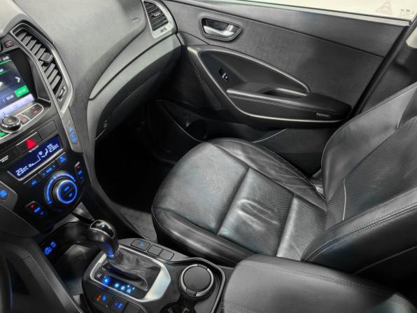 Hyundai Santa Fe III Рестайлинг с пробегом 2016 года, цена 2 402 000 рублей, 204000 км, внедорожник, Автокод Объявления