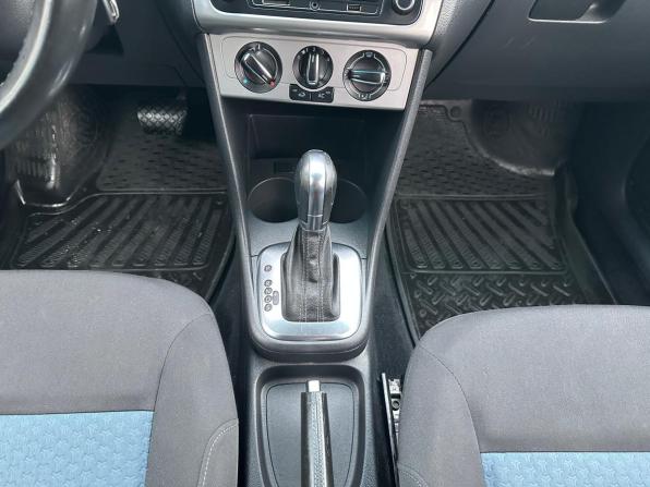 Volkswagen Polo V с пробегом 2013 года, цена 845 000 рублей, 145069 км, седан, Автокод Объявления