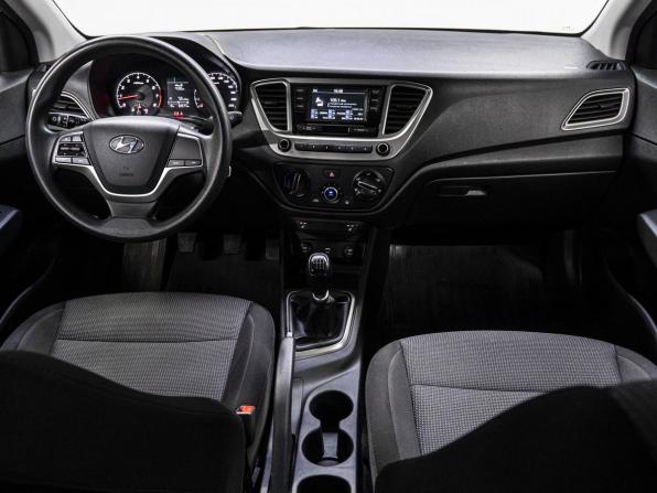 Hyundai Solaris II Рестайлинг с пробегом 2021 года, цена 1 200 000 рублей, 83577 км, седан, Автокод Объявления