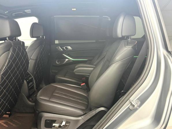 BMW X7 I (G07) Рестайлинг с пробегом 2022 года, цена 15 695 000 рублей, 40857 км, внедорожник, Автокод Объявления