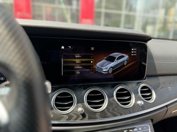 Mercedes-Benz E-Класс V (W213 S213 C238) Рестайлинг с пробегом 2021 года, цена 5 019 000 рублей, 40034 км, седан, Автокод Объявления