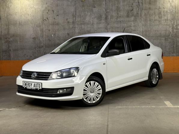 Volkswagen Polo V Рестайлинг с пробегом 2015 года, цена 1 015 000 рублей, 124259 км, седан, Автокод Объявления