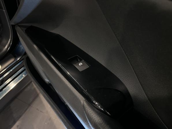 Toyota Camry VIII (XV70) с пробегом 2018 года, цена 2 700 000 рублей, 179622 км, седан, Автокод Объявления