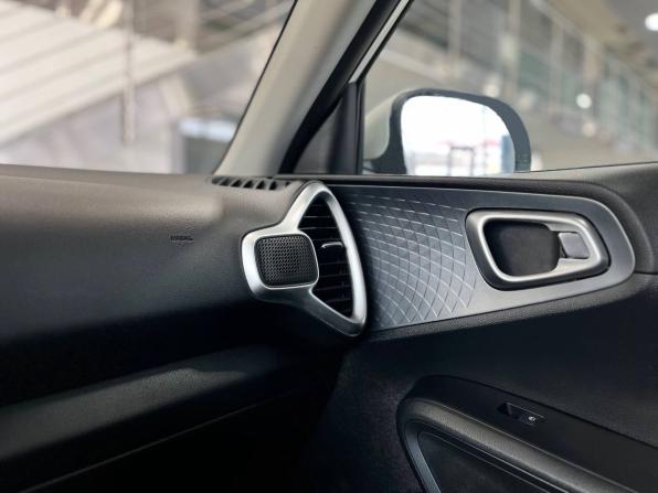 Kia Soul III с пробегом 2021 года, цена 1 819 900 рублей, 152000 км, хэтчбек, Автокод Объявления