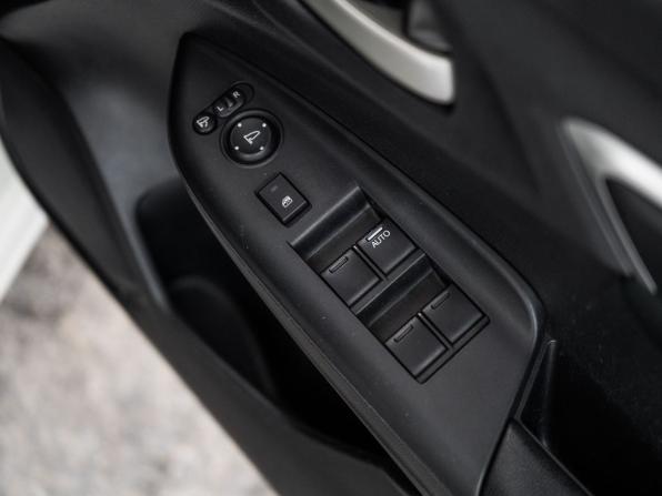 Honda Fit III с пробегом 2016 года, цена 985 000 рублей, 110577 км, хэтчбек, Автокод Объявления
