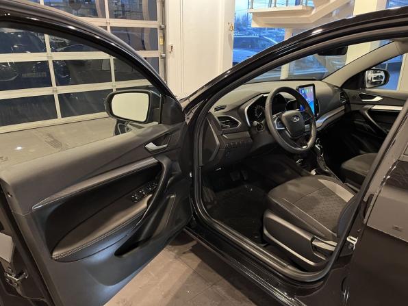 Lada (ВАЗ) Vesta I Рестайлинг (NG) с пробегом 2025 года, цена 1 460 000 рублей, 12776 км, седан, Автокод Объявления