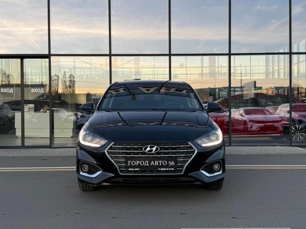 Hyundai Solaris II с пробегом 2020 года, цена 1 330 000 рублей, 176229 км, седан, Автокод Объявления