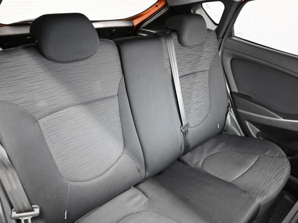 Hyundai Solaris I Рестайлинг с пробегом 2015 года, цена 775 000 рублей, 192732 км, хэтчбек, Автокод Объявления