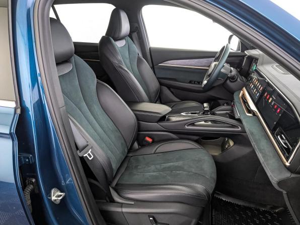 Geely Monjaro I с пробегом 2023 года, цена 3 002 500 рублей, 64646 км, внедорожник, Автокод Объявления