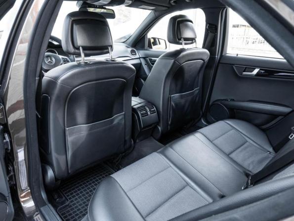 Mercedes-Benz C-Класс III (W204) Рестайлинг с пробегом 2012 года, цена 1 306 000 рублей, 273000 км, седан, Автокод Объявления