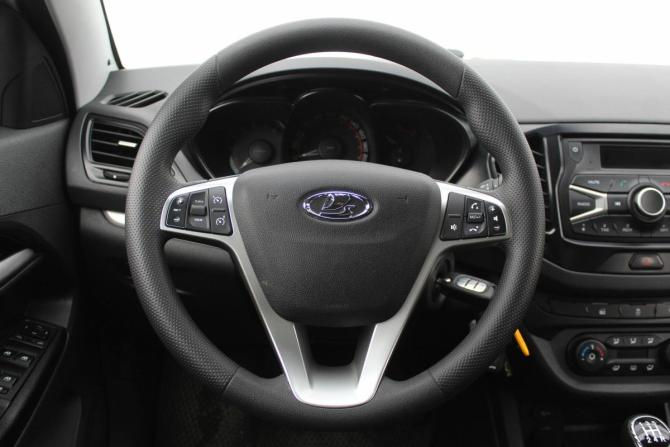 Lada (ВАЗ) Vesta I с пробегом 2019 года, цена 970 000 рублей, 108000 км, универсал, Автокод Объявления