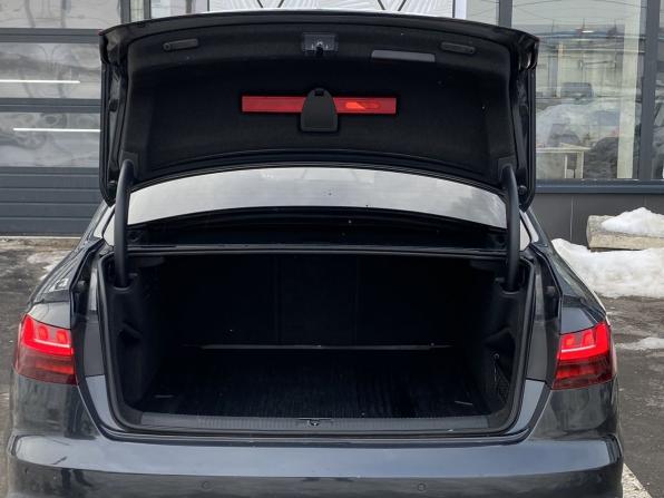 Audi A4 V (B9) Рестайлинг с пробегом 2020 года, цена 2 129 000 рублей, 168836 км, седан, Автокод Объявления