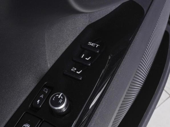 Toyota Camry IX (XV80) China Market с пробегом 2026 года, цена 4 420 000 рублей, 45 км, седан, Автокод Объявления