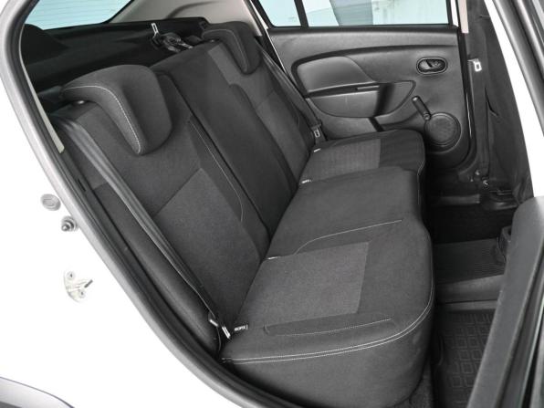 Renault Logan II Рестайлинг с пробегом 2022 года, цена 1 419 000 рублей, 70634 км, седан, Автокод Объявления