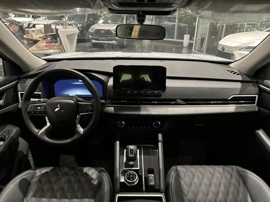 Mitsubishi Outlander IV Казань  - изображение 17