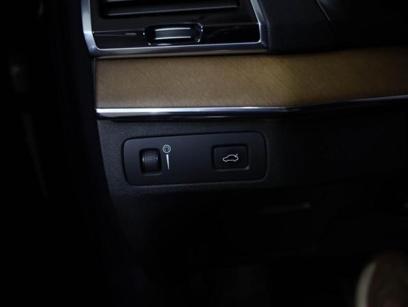 Volvo XC90 II с пробегом 2016 года, цена 2 699 000 рублей, 201541 км, внедорожник, Автокод Объявления