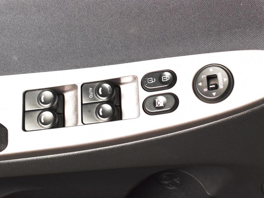 Hyundai Solaris I Рестайлинг Кемерово  - изображение 18