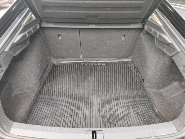 Skoda Octavia IV (A8) с пробегом 2021 года, цена 2 259 000 рублей, 70342 км, лифтбек, Автокод Объявления