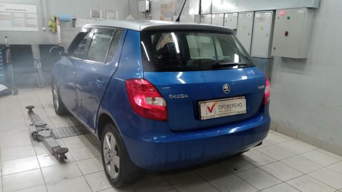 Skoda Fabia II Рестайлинг с пробегом 2013 года, цена 820 000 рублей, 103561 км, хэтчбек, Автокод Объявления