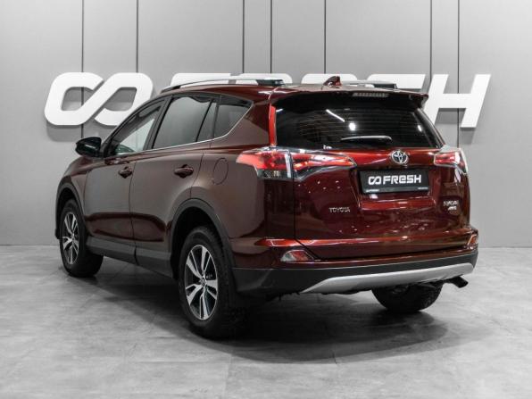 Toyota RAV4 IV (XA40) Рестайлинг с пробегом 2018 года, цена 2 550 000 рублей, 96555 км, внедорожник, Автокод Объявления