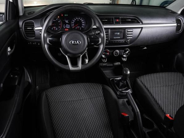 Kia Rio IV с пробегом 2018 года, цена 1 087 000 рублей, 106362 км, седан, Автокод Объявления
