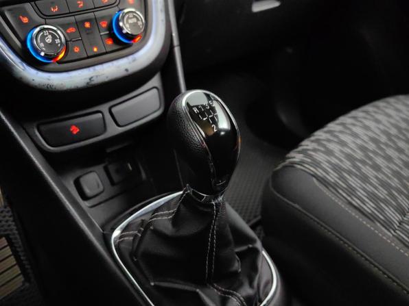 Opel Mokka I с пробегом 2013 года, цена 777 000 рублей, 185935 км, внедорожник, Автокод Объявления