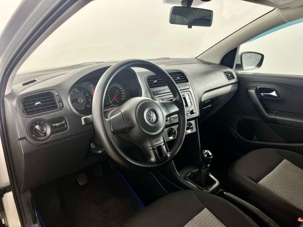 Volkswagen Polo V с пробегом 2013 года, цена 780 000 рублей, 137917 км, седан, Автокод Объявления