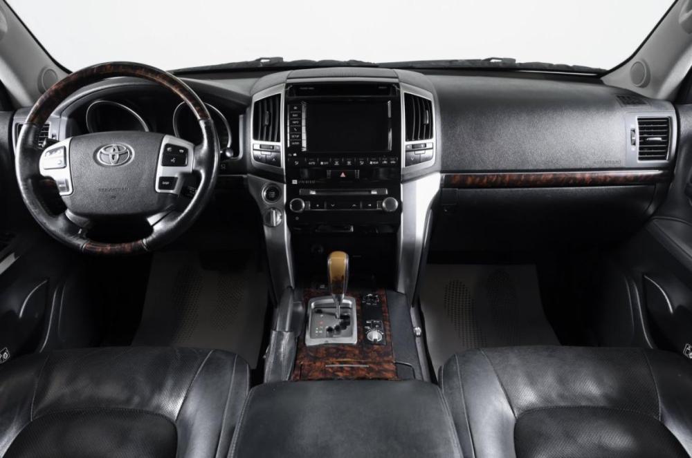 Toyota Land Cruiser 200 Series Рестайлинг 1 Новосибирск  - изображение 9