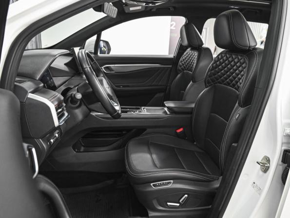 Geely Okavango I Рестайлинг с пробегом 2024 года, цена 2 810 000 рублей, 35048 км, внедорожник, Автокод Объявления