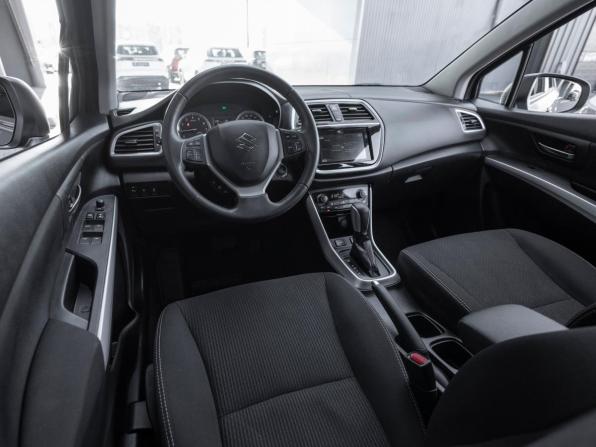 Suzuki SX4 II (S-Cross) Рестайлинг с пробегом 2019 года, цена 1 795 000 рублей, 152733 км, хэтчбек, Автокод Объявления