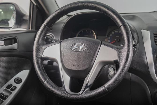 Hyundai Solaris I с пробегом 2014 года, цена 669 000 рублей, 283067 км, седан, Автокод Объявления