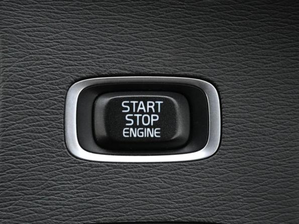 Volvo V60 I Рестайлинг с пробегом 2013 года, цена 1 339 000 рублей, 120094 км, универсал, Автокод Объявления