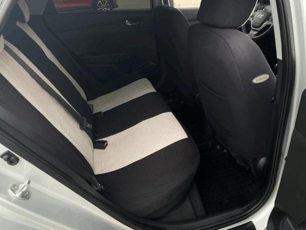 Hyundai Solaris II с пробегом 2018 года, цена 995 000 рублей, 194080 км, седан, Автокод Объявления