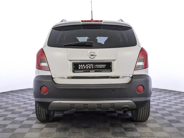 Opel Antara I Рестайлинг с пробегом 2014 года, цена 1 960 000 рублей, 32559 км, внедорожник, Автокод Объявления